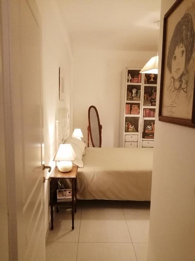Casa Vacanza -Trani Centro Buitenkant foto